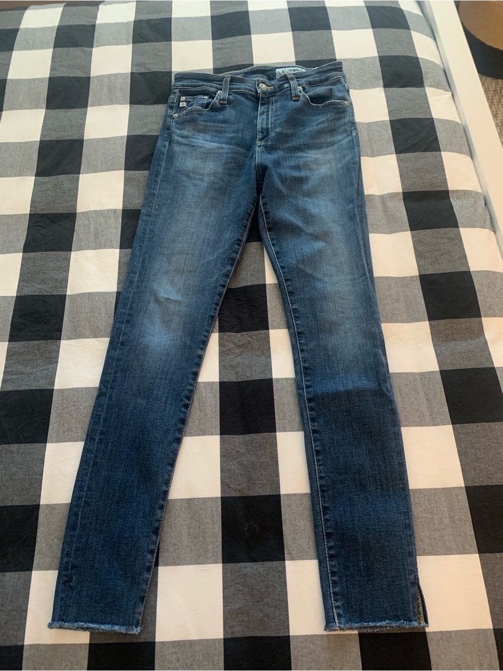 AG Adriano Goldschmied Slim Skinny Jeans in Dark Blue Wash